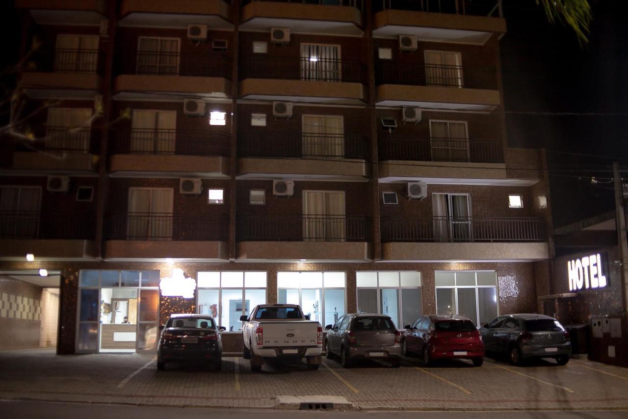 Royal Trip Hotel Guarapuava Exterior foto